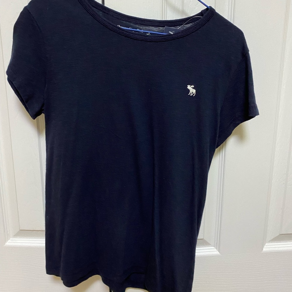 Abercrombie tshirt